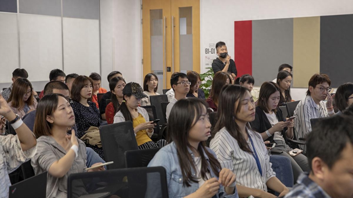 抖音藍V怎么做？官方行業版運營策略大分享