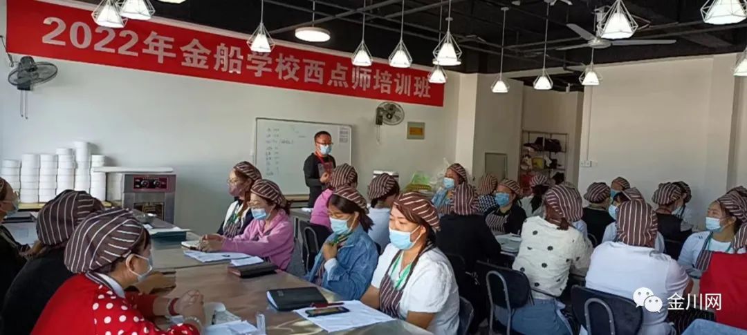 抖音學(xué)剪輯收多少學(xué)費_抖音教剪輯怎么收費_抖音免費學(xué)剪輯是真的嗎